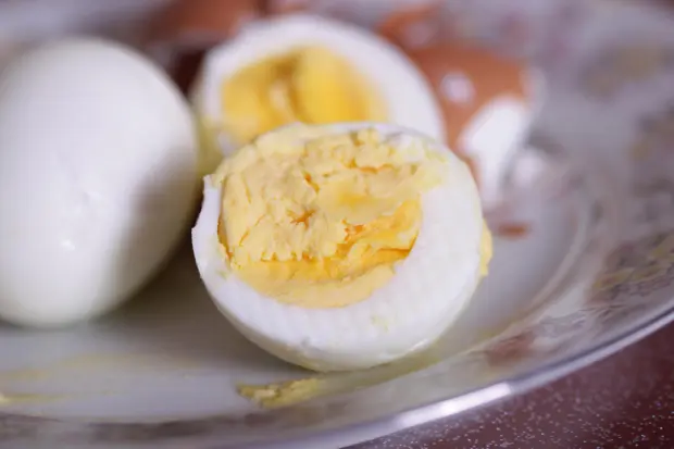 11 Τροφές που ΔΕΝ πρέπει ΠΟΤΕ να Ξαναζεσταίνετε στον Φούρνο Μικροκυμάτων