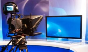 Αναστάτωση σε μεγάλο κανάλι: Λιποθύμnσε γνωστή Ελληνίδα δημοσιογράφος, κάλεσαν ασθενοφόρο