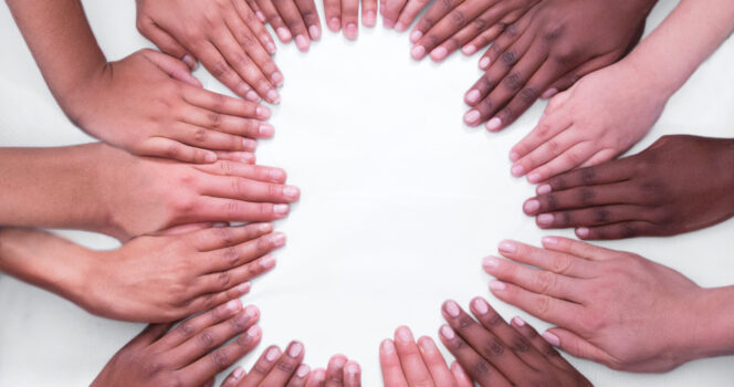 11 μικρές ενδείξεις στα χέρια σας που προειδοποιούν για ασθένεια