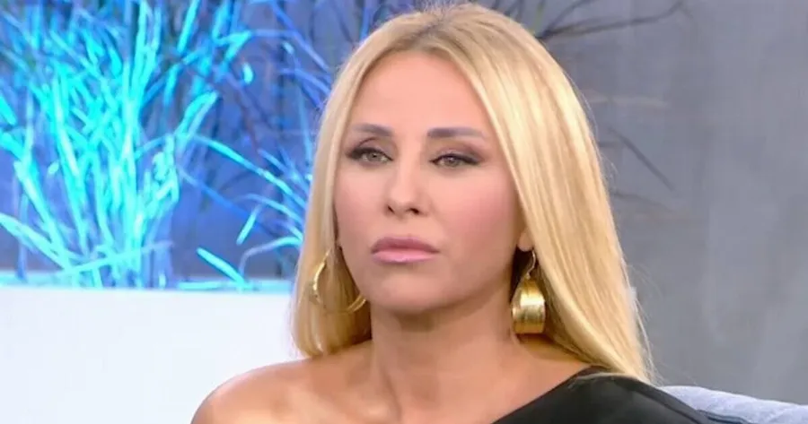 Συγκίνηση για τη Γωγώ Μαστροκώστα – Η Μαρία Καλάβρια αποκάλυψε το πρόβλημα υγείας