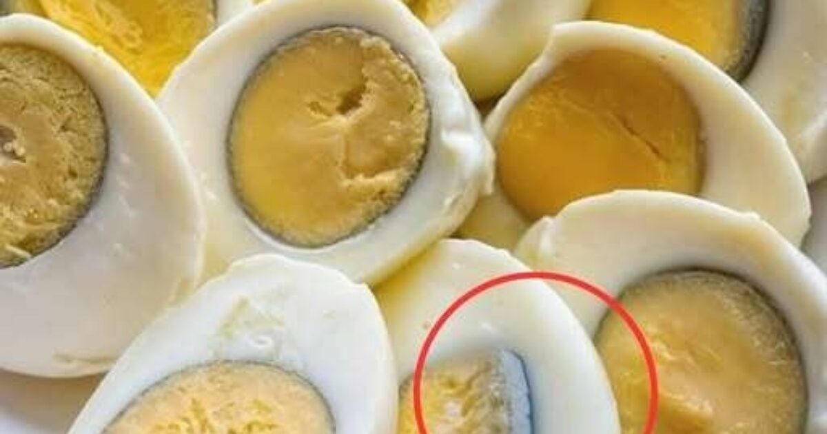 Αν τα αυγά σου έχουν ένα πράσινο δαχτυλίδι γύρω από τον κρόκο, σημαίνει ότι