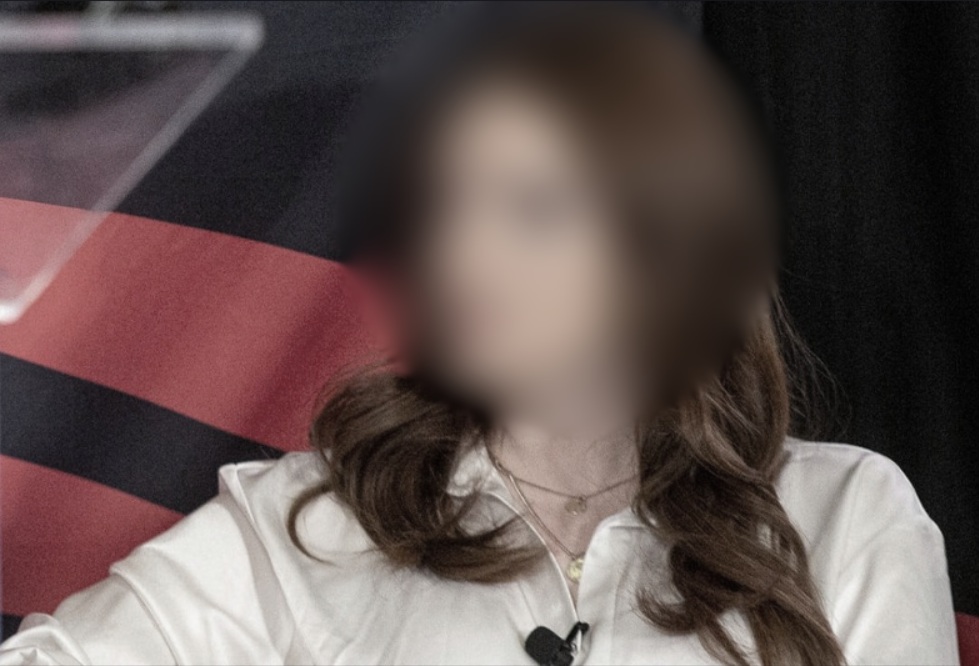 Συνελήφθη γνωστή δημοσιογράφος: «Θα σας τελειώσω» φώναζε στους αστυνομικούς – Τι συνέβη