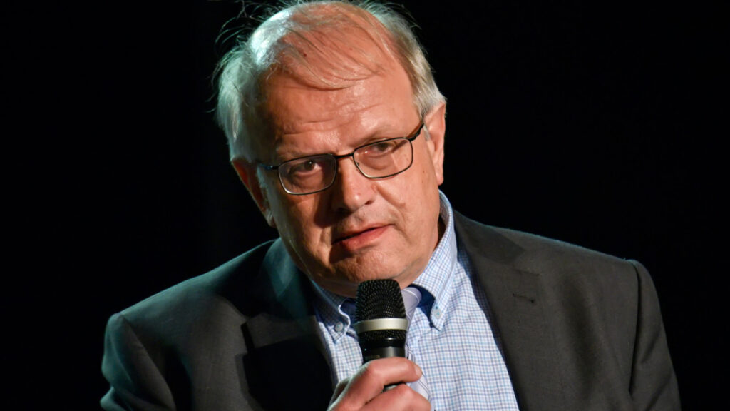 Δυστυχώς είναι αλήθεια, 50 ημέρες στο νοσοκομείο, σε ένα κρεβάτι ο πασίγνωστος Έλληνας – Τον ξέρει όλη η χώρα