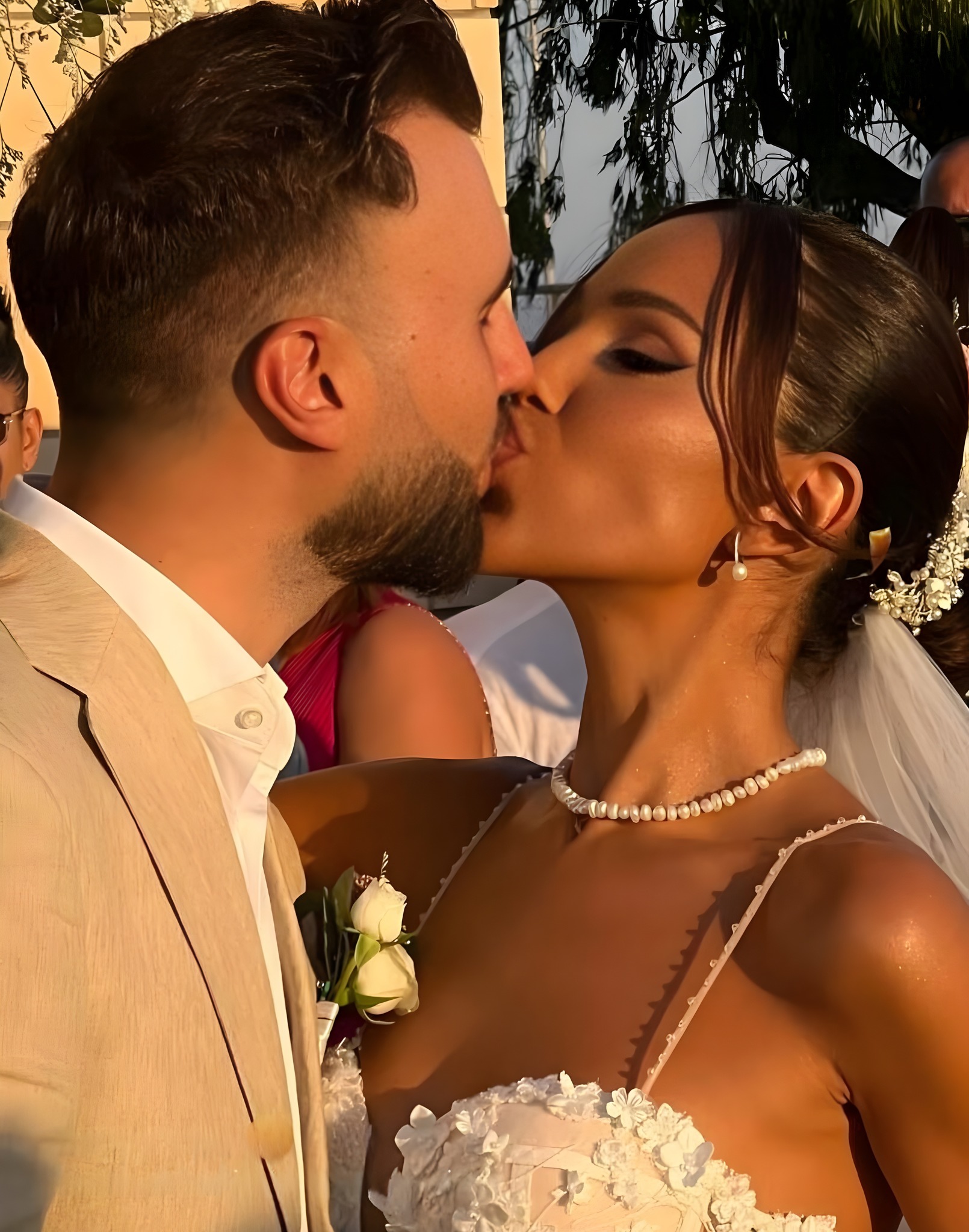 Μόλις 8 μήνες άντεξαν παντρεμένοι: Χωρισμός βόμβα στην showbiz, τα διέλυσαν όλα λίγο μετά τον γάμο της Ελληνίδας τραγουδίστριας