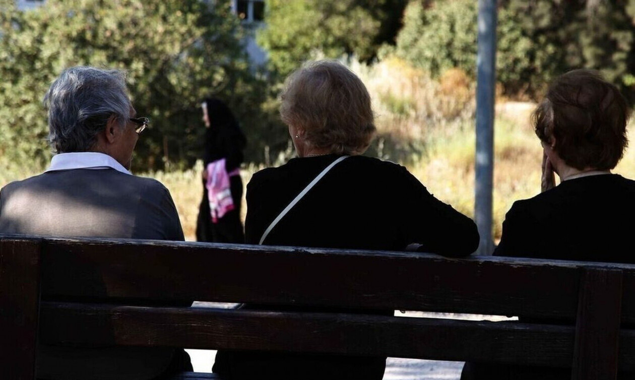 Πριν μια ώρα μαθεύτηκε και επίσημα: Καταπληκτικά νέα για όλους τους Έλληνες που είναι πάνω από 60 χρονών