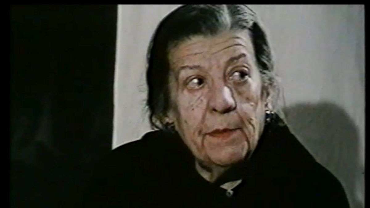 Την ξέχασαν όλοι: Η αγαπημένη ηθοποιός πέθανε μόνη με ένα τσιγάρο στο χέρι! Το κατάλαβαν οι άνθρωποι στο μαγειρείο που έπαιρνε κάθε μέρα φαγητό