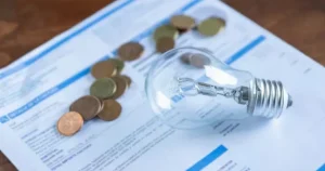 Έκοψαν το ρεύμα σε πασίγνωστο ηθοποιό: «Έχουμε δύο μικρά παιδιά στο σπίτι»