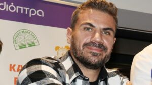 Έκτακτo για Άκη Πετρετζίκη