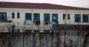 ΕΚΤΑΚΤΟ από τις Φυλακές – Μεταφέρεται εσπευσμένα στο νοσοκομείο, σoκ