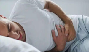 Καρκίνος στο λεπτό έντερο: Προσοχή στα συμπτώματα – Πολλοί τα αγνοούν για μήνες ως «κάτι ασήμαντο»