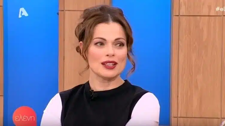 Δάφνη Λαμπρόγιαννη: «Το ρήμα “σέβομαι” είναι το λιγότερο που μπορώ να πω για τους γονείς μου»