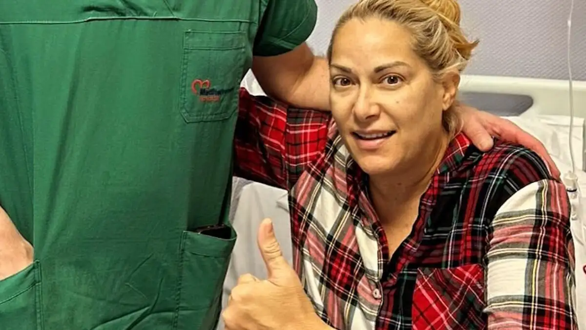 Η Ορθούλα Παπαδάκου στο νοσοκομείο: Η επέμβαση που έκανε και το δημόσιο μήνυμα στους θαυμαστές της