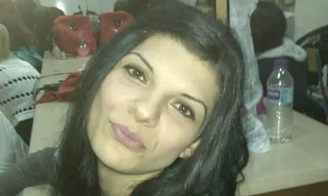 Δεσποινιό ήσουν πολύ βιαστική…καλό ταξίδι!