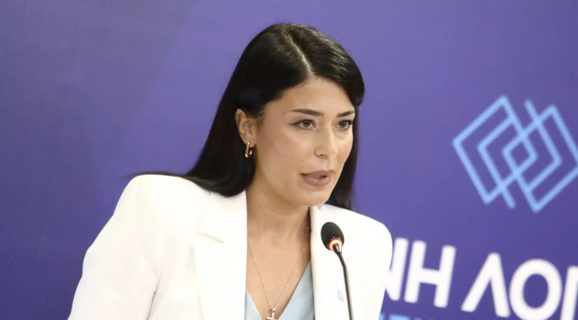 Λατινοπούλου: «Να καταργηθεί ο εορτασμός της 17ης Νοεμβρίου – 6 μύθοι για το Πολυτεχνείο»