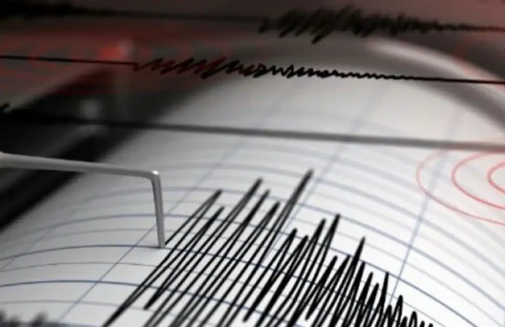 ΔΥΝΑΤΟΣ ΣΕΙΣΜΟΣ ΤΩΡΑ – ΑΙΣΘΗΤΟΣ ΣΤΗΝ ΑΤΤΙΚΗ