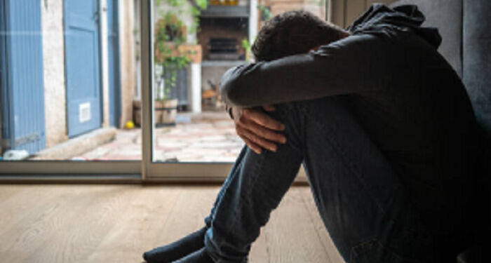 Κατάθλιψη – Συμπτώματα: Η βιταμίνη που έχει τη δύναμη να βελτιώσει τη διάθεση