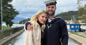 Αδιανόητο το ποσό: Τόσο κοστίζει η “απλή” τσάντα που κρατούσε η Μενεγάκη στην ορκωμοσία του Άγγελου