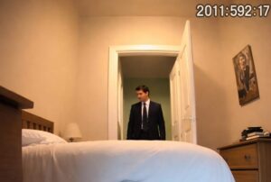 Μόλις γύρισα στο σπίτι, η γειτόνισσα μου είπε ξαφνικά: «Στο σπίτι σου κάθε μέρα φωνάζει κάποιος άντρας, έχει κουράσει ήδη όλους»· αλλά πώς είναι δυνατόν αυτό, αφού ζω μόνη; Source: https://stay-glamour.com/pod-kro