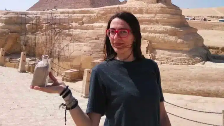 Το συγκινητικό αντίο των μαθητών της και τον συναδέλφων της 31χρονης εκπαιδευτικού και ορειβάτισσας που έχασε τη ζωή της στα Βαρδούσια