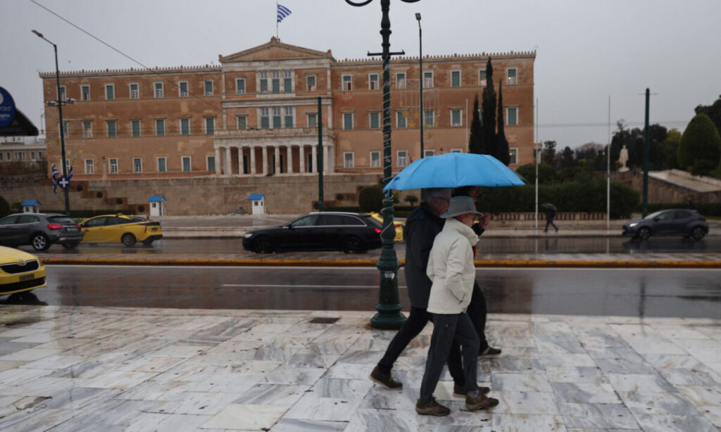 Καιρός: Νέο κύμα κακοκαιρίας μετά τον «Byron» – Πότε θα «χτυπήσει» στη χώρα μας