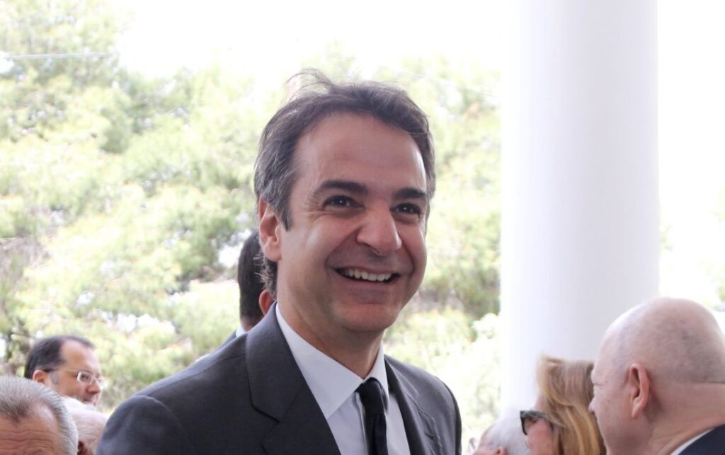 “ΔΕΧΟΜΑΙ” ΝΙΚΗΣΑΝ ΟΙ ΑΓΡΟΤΕΣ – ΚΑΝΕΙ ΠΙΣΩ Ο ΜΗΤΣΟΤΑΚΗΣ