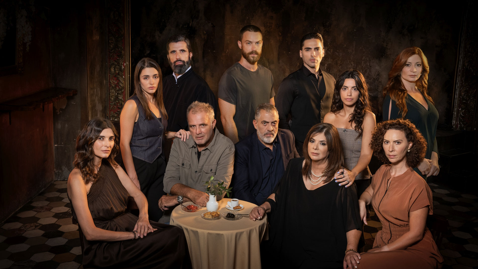 Τέλος η Γη Της Ελιάς από το MEGA