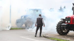 Έκτακτn είδηση για αγρότες, σoκ τι συνέβn πριν λίγο