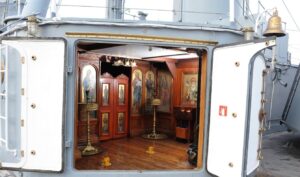 Το εκκλησάκι του Αγίου Νικολάου που προστάτευσε το θωρηκτό «Αβέρωφ»