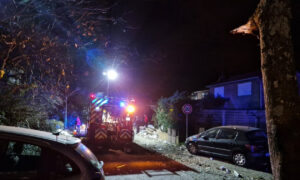 Ανείπωτη τραγωδία : Δύο παιδιά, τριών και πέντε ετών, νεκρά από έκρηξη σε πολυκατοικία