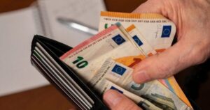 Από το πρωί μπαίνουν χρήματα σε IBAN: Ποιοι πληρώνονται έως 12 Δεκεμβρίου