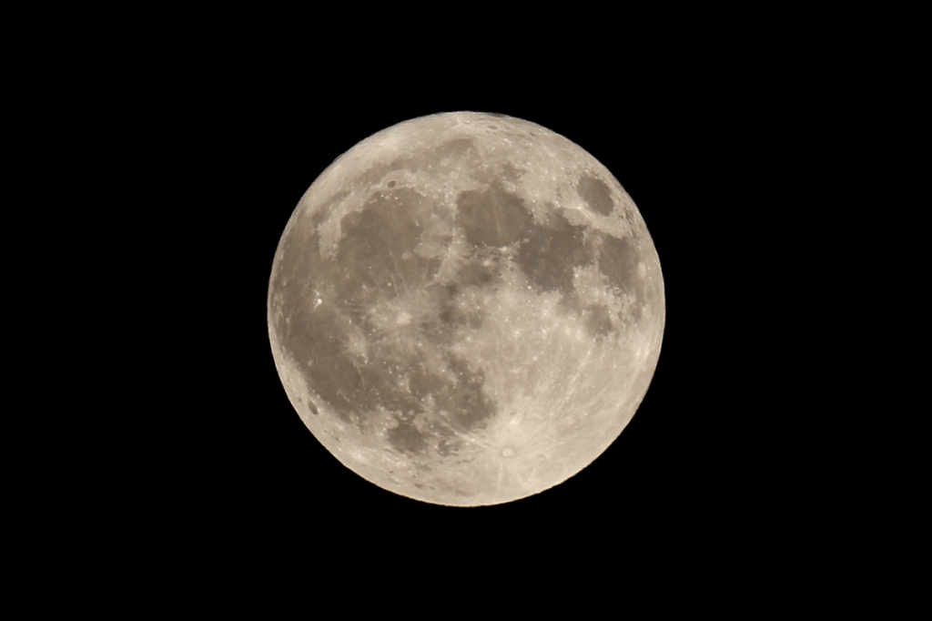 Σήμερα το βράδυ θα γίνει κάτι που συμβαίνει μόνο μία φορά τον χρόνο και οι περισσότεροι δεν το καταλαβαίνουν – Δες τι