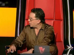 Απρόοπτο πριν λίγο στον τελικό του The Voice: Τι έκανε ο Γιώργος Μαζωνάκης