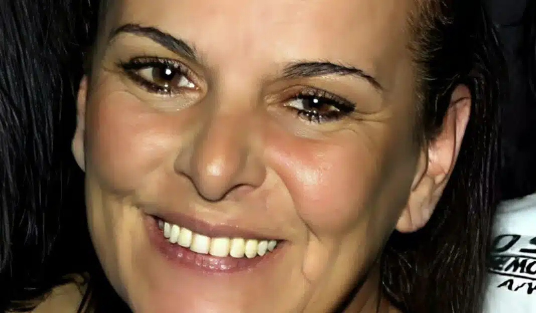 Πέθανε απομονωμένη στα 61 από καρκίνο η όμορφη ηθοποιός του ελληνικού κινηματογράφου