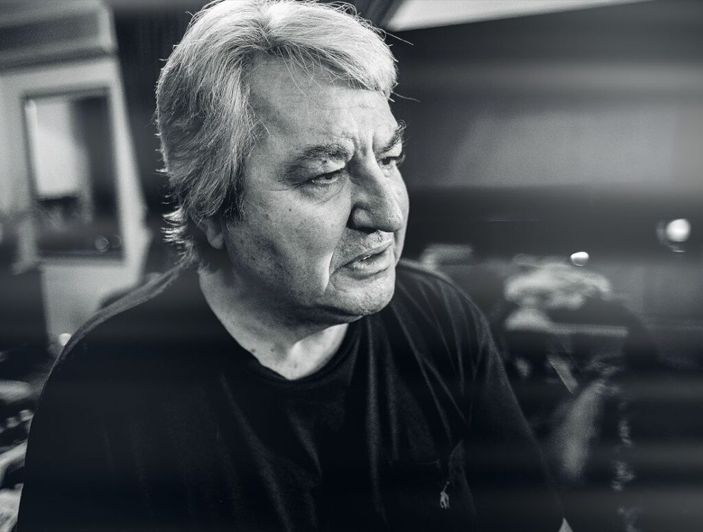 Πέθανε ξημερώματα στον ύπνο του ο πασίγνωστος λαϊκός τραγουδιστής