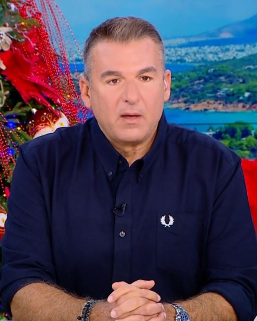 «Σεισμός» στην ελληνική showbiz: Ποιος είναι ο πασίγνωστος, αγαπημένος τραγουδιστής που κατηγορείται για κακοποίηση δύο ανδρών