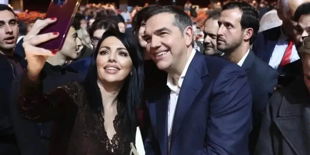 Έφυγε από τον Κασσελάκη για να πάει στον Τσίπρα – «Τέρας σταθερότητας», της γράφουν