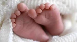 Πέθανε ξαφνικά μωρό 13 μηνών ενώ κοιμόταν στον βρεφικό σταθμό