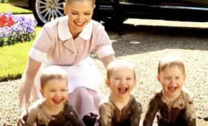 Ο εκατομμυριούχος απέλυσε τη νταντά επειδή άφησε τα παιδιά του να παίξουν στη λάσπη… αλλά τελικά ήρθε αντιμέτωπος με την αλήθεια.