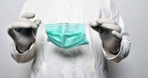 ΥΠΟΧΡΕΩΤΙΚΕΣ ΟΙ ΜΑΣΚΕΣ ΣΤΗΝ ΙΣΠΑΝΙΑ