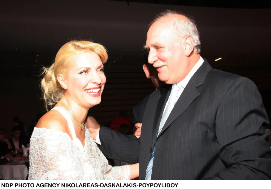 Σπάραξε καρδιές η Μενεγάκη – Είπε το πιο συγκινητικό αντίο στον Γιώργο Παπαδάκη