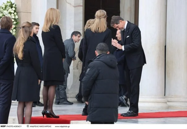 Η κίνηση του Παύλου Ντε Γκρες στη Σοφία της Ισπανίας στη Μητρόπολη Αθηνών