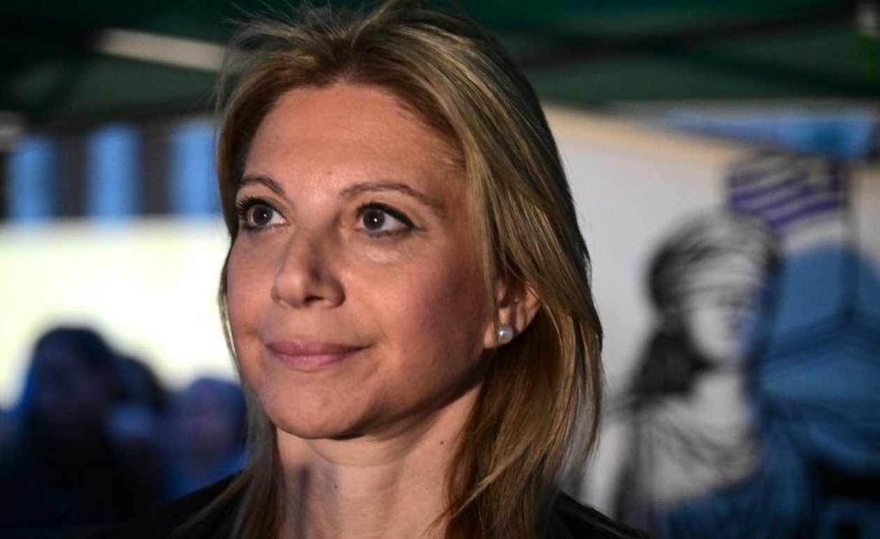 Απόφαση-ρίσκο: Τους τελειώνει η Μαρία Καρυστιανού