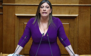 ΑΣΤΡΑΨΕ ΚΑΙ ΒΡΟΝΤΗΞΕ Η ΖΩΗ: ΜΕ ΜΙΑ ΦΡΑΣΗ ΕΤΟΙΜΑΖΕΤΑΙ ΝΑ ΡΙΞΕΙ ΤΗΝ ΚΥΒΕΡΝΗΣΗ