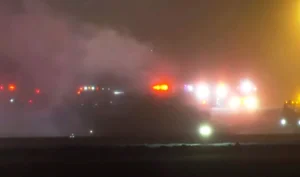 Αεροσκάφος τυλίχθηκε στις φλόγες κατά την απογείωση – Νεκροί όλοι οι επιβάτες