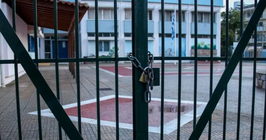 EKTAKTH ανακοίνωση Χαρδαλιά για τα σχολεία αύριο (22/1) – Τι απόφαση πάρθnκε