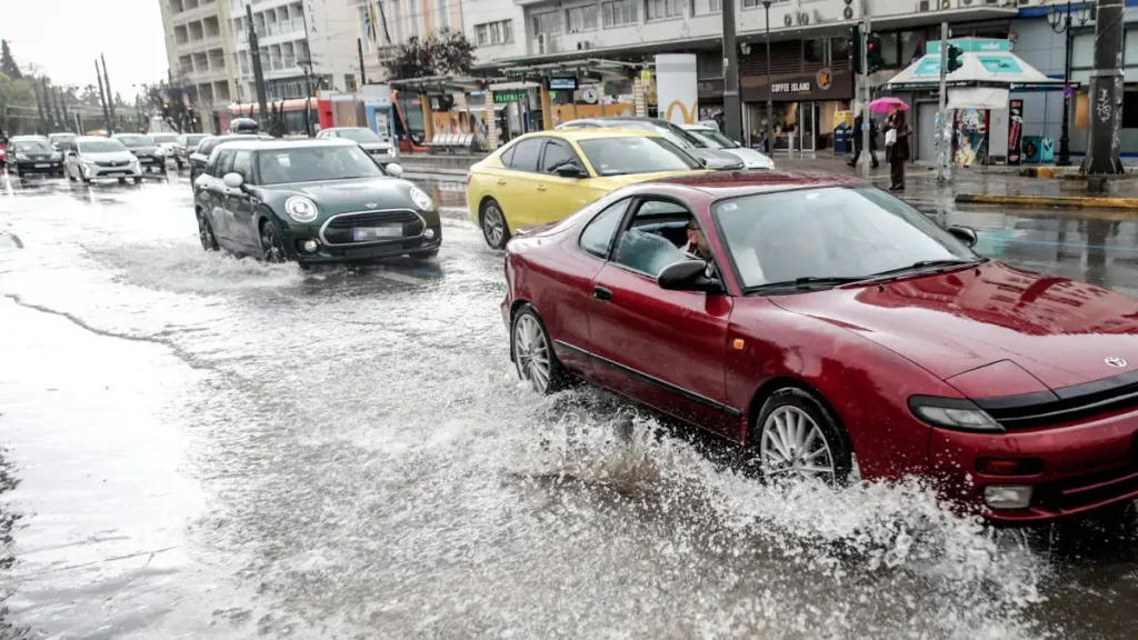 Καιρός: Βροχές και καταιγίδες ξανά από την Τετάρτη και νέο κύμα κακοκαιρίας