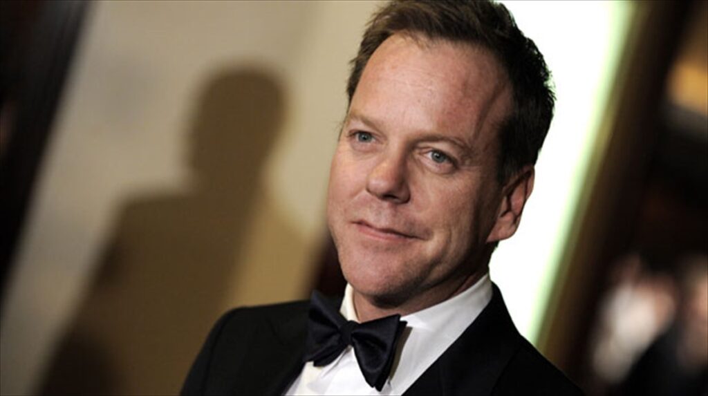 ΕΚΤΑΚΤΟ: ΣΥΝΕΛΗΦΘΗ ΓΝΩΣΤΟΣ ΗΘΟΠΟΙΟΣ ΓΙΑΤΙ ΕΠΙΤΕΘΗΚΕ ΣΕ ΟΔΗΓΟ…