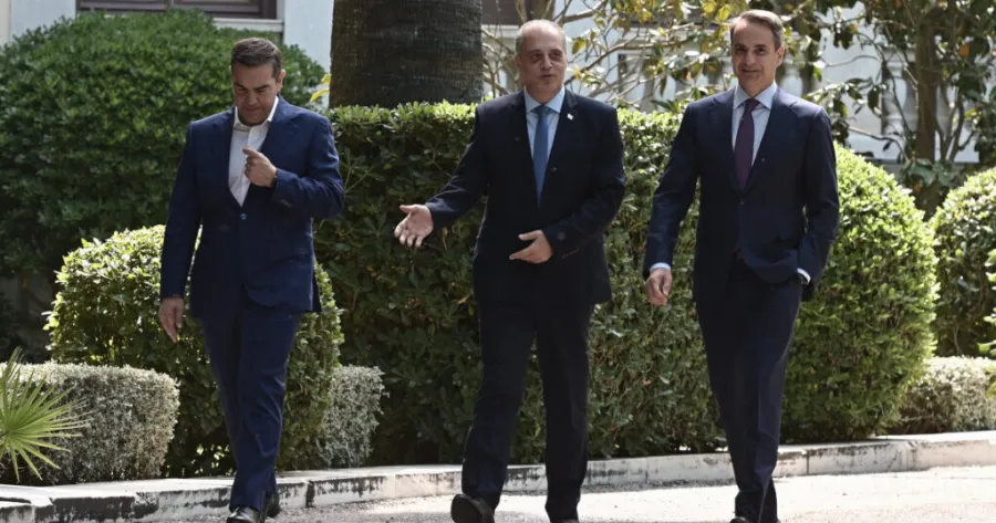 Ούτε Καρυστιανού, ούτε Τσίπρας-Ανδρουλάκης: Αυτός «κλέβει» την πρωθυπουργία από Μητσοτάκη