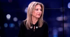 Με αυτούς πάει για νίκη: Οι 2 καλλιτέχνες που πάνε στο κόμμα Καρυστιανού