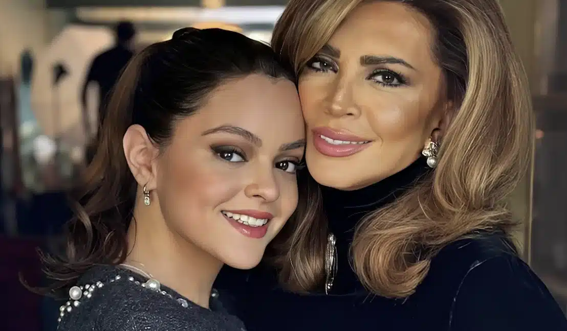 Μιμή Ντενίση: Ποζάρει με την κόρη της, Μαριτίνα και στέλνει ένα ηχηρό μήνυμα για το νέο έτος